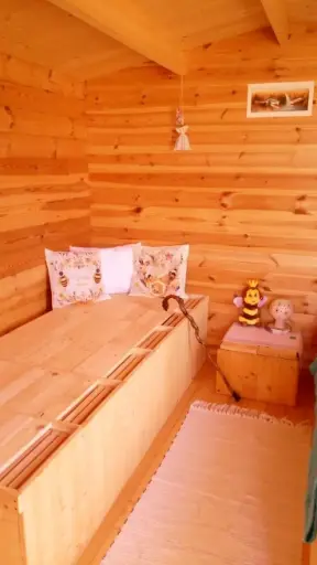 Sleep on the beehives